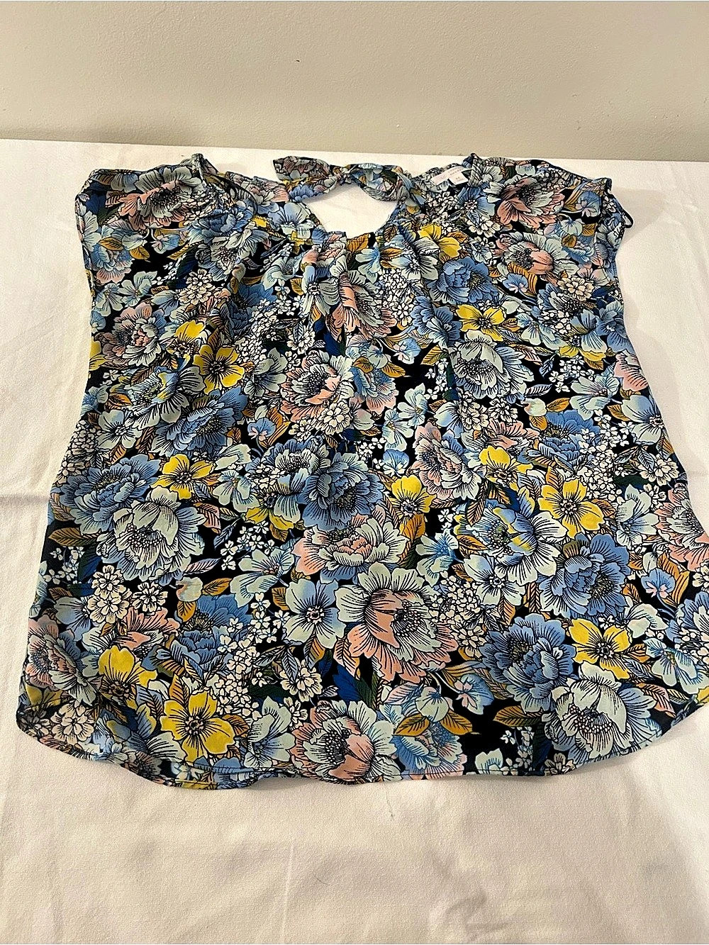 LC Lauren Conrad Floral Blouse Size M Blue Yellow Pink